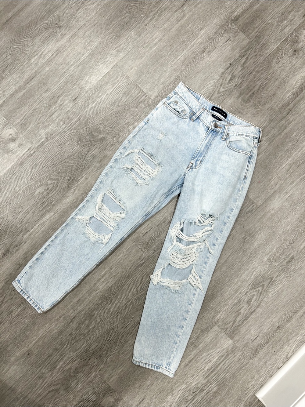 Aeropostale Light Blue Distressed Boyfriend Jeans